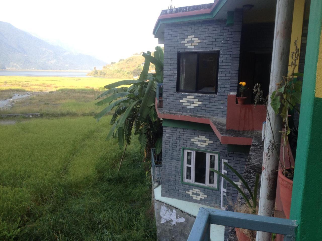 Bishnu Homestay Pokhara Exterior foto